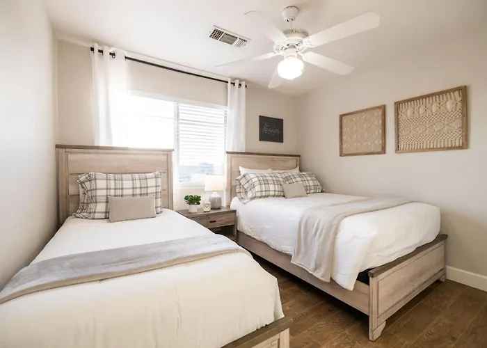 Douglas Holiday home Gilbert